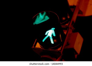 3,768 Close green traffic light Images, Stock Photos & Vectors ...