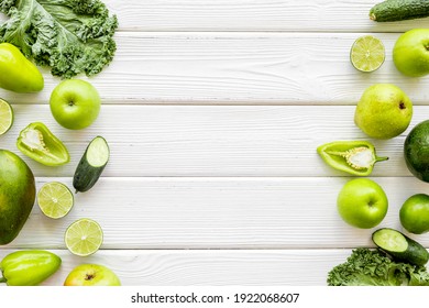 Green vegetables and fruits for detox and healthy vegetarians meal