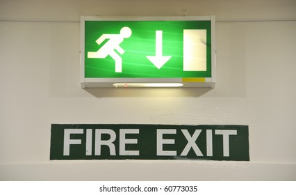 Push Button Exit Sign Vector Stock Vector (Royalty Free) 1249599205 ...