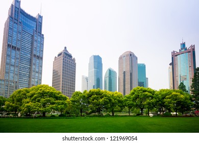 Greenbelt Park In Shanghai Financial Center District