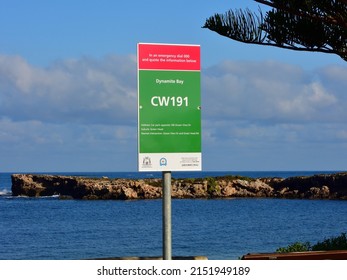 Greenhead, Western Australia, 4 16 2022.
Safety Signs Warning Tourists While Swimming At Dynamite Bay Beach.