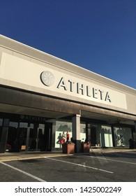 Greensboro Nc June 15 2019 Athleta Store