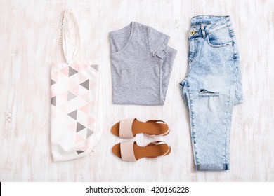 20,995 Simple outfit Images, Stock Photos & Vectors | Shutterstock