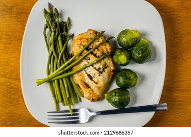 Grilled Chicken Cutlet  Served With Asparagus And Broccoli