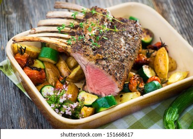Grilled Rack of Lamb chops with potatoes an vegetables  