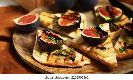 Grilled Toast With Figs And Cheese. Healthy Snack.