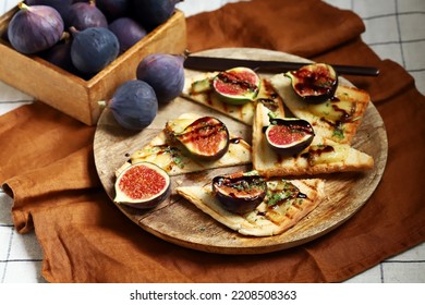 Grilled Toast With Figs And Cheese. Healthy Snack.