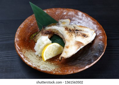 Grilled Yellowtail Collar