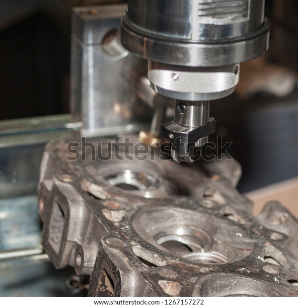 grinding cylinder head and\
valve seats