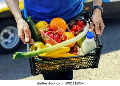 Groceries Delivery Service