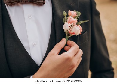 Costume with BoutonniГЁre