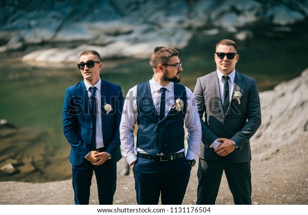 groomsmen sunglasses