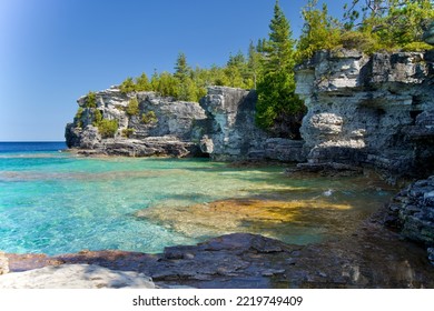 467 Bruce Peninsula Grotto Images, Stock Photos & Vectors | Shutterstock