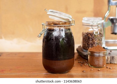 Ground Coffee Soaked In Cold Water Unplugged Home Brew Coffee /how To Make Cold Brew Coffee