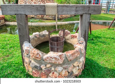 46,941 Old water well Images, Stock Photos & Vectors | Shutterstock