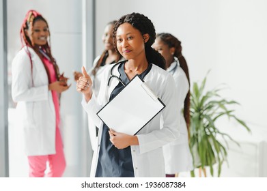 Group African American Doctor Nurse Hospital Stock Photo 1936087384 ...