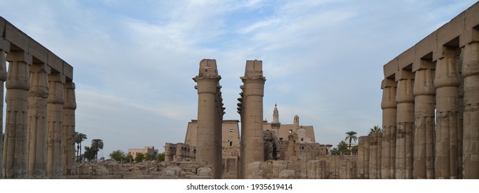 A Group Of An Ancient Egyptian  Pharaonic Pillars Made Of Stone From The Court Of King Amenhotep The Third, The Temple Of Luxor, The Luxor Governorate, Egypt