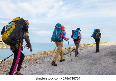 7,490 Crowded hike Images, Stock Photos & Vectors | Shutterstock