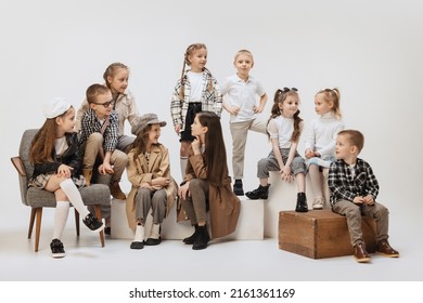 3,895 Mix age kids Images, Stock Photos & Vectors | Shutterstock