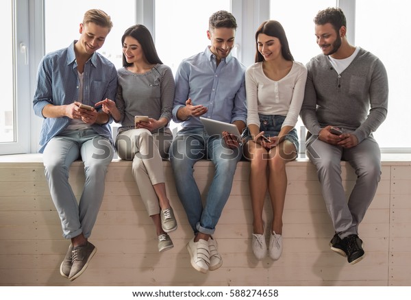 Group Beautiful Young People Casual Clothes Stock Photo 588274658 |  Shutterstock