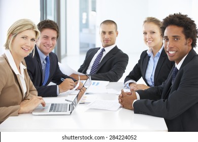 78,336 Mixed Race Business People Images, Stock Photos & Vectors 