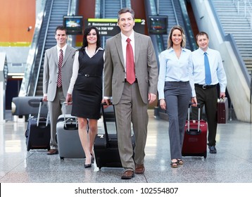 Group Of Business Person At The International Airport.