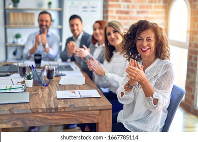 119,629 Happy employees meeting Images, Stock Photos & Vectors