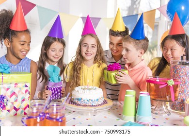 Group Children Birthday Party Home Stock Photo (Edit Now) 750997852