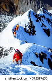 Group Climbers Reaching Summit Stock Photo 373597630 | Shutterstock