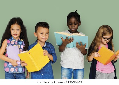 Group Diverse Kids Reading Books Together Stock Photo 612535862 ...