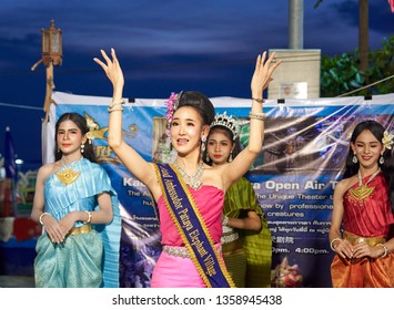 627 Thai ladyboy Stock Photos, Images & Photography | Shutterstock