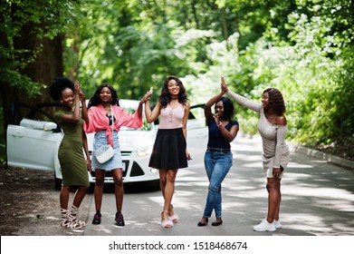 9,387 Group friends road trip Images, Stock Photos & Vectors | Shutterstock