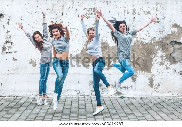 Diversity Style Street Dance T-Shirt Ladies