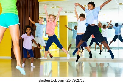 286 Motion Tween Images, Stock Photos & Vectors | Shutterstock