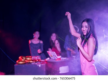 Group Of Friends Enjoying Party  Having Fun At Rooftop Party, Dj Background