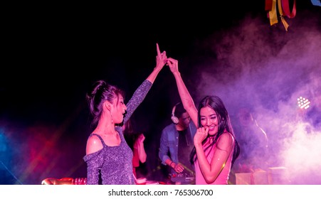 Group Of Friends Enjoying Party  Having Fun At Rooftop Party, Dj Background