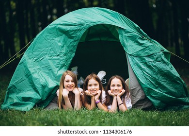 Group Girls Camping Forest Stock Photo 1134306176 | Shutterstock