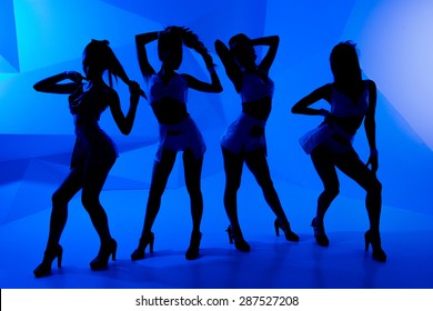 A Group Of Girls Dancing