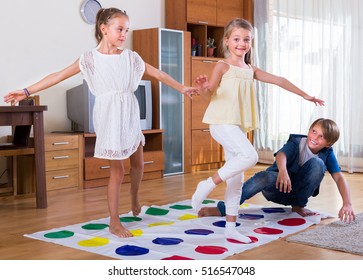 1000 Kids Play Mat Stock Images Photos Vectors Shutterstock