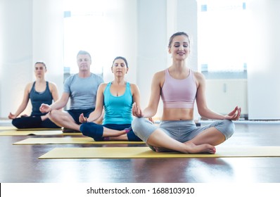 94,029 Meditation class Images, Stock Photos & Vectors | Shutterstock