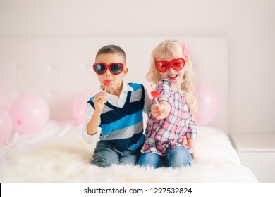 Best Friends Kids Boy And Girl Stock Photos Images Photography Shutterstock