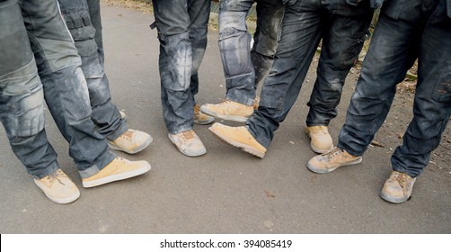 sneakers for construction workers