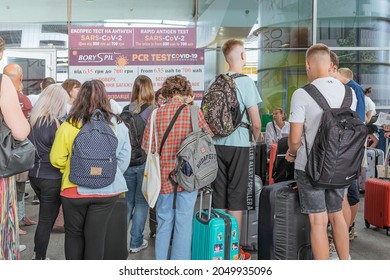 Group Of Students From Ukraine Is Being Tested For Presence Of Coronavirus Antigen At Airport For Flight To Austria. Ukraine Kiev 08 2021