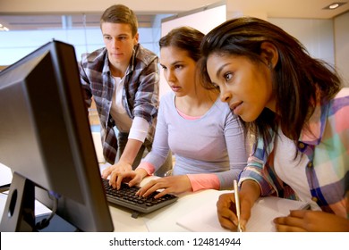 Group of students working in computer lab