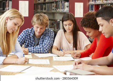 2,084 15 year old students Images, Stock Photos & Vectors | Shutterstock