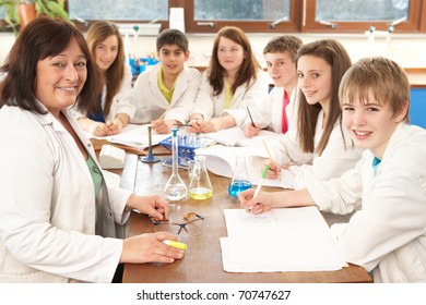 2,716 Secondary school science Images, Stock Photos & Vectors ...