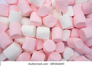 group of white and pink marshmallows