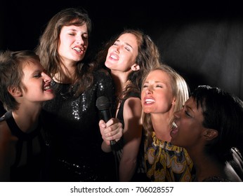 Group Of Women Singing,karaoke