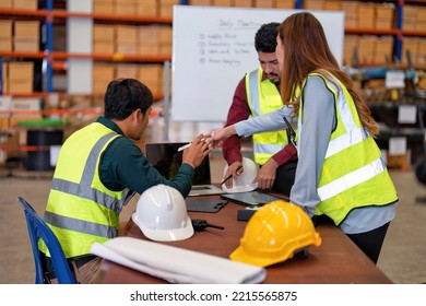 Group Of Worker In The Warehouse Factory Conduct Toolbox Talk Daily Meeting And Argument Brainstorm In The Morning Before Start Working