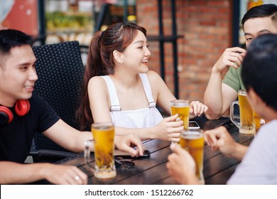 ビール 乾杯 の画像 写真素材 ベクター画像 Shutterstock